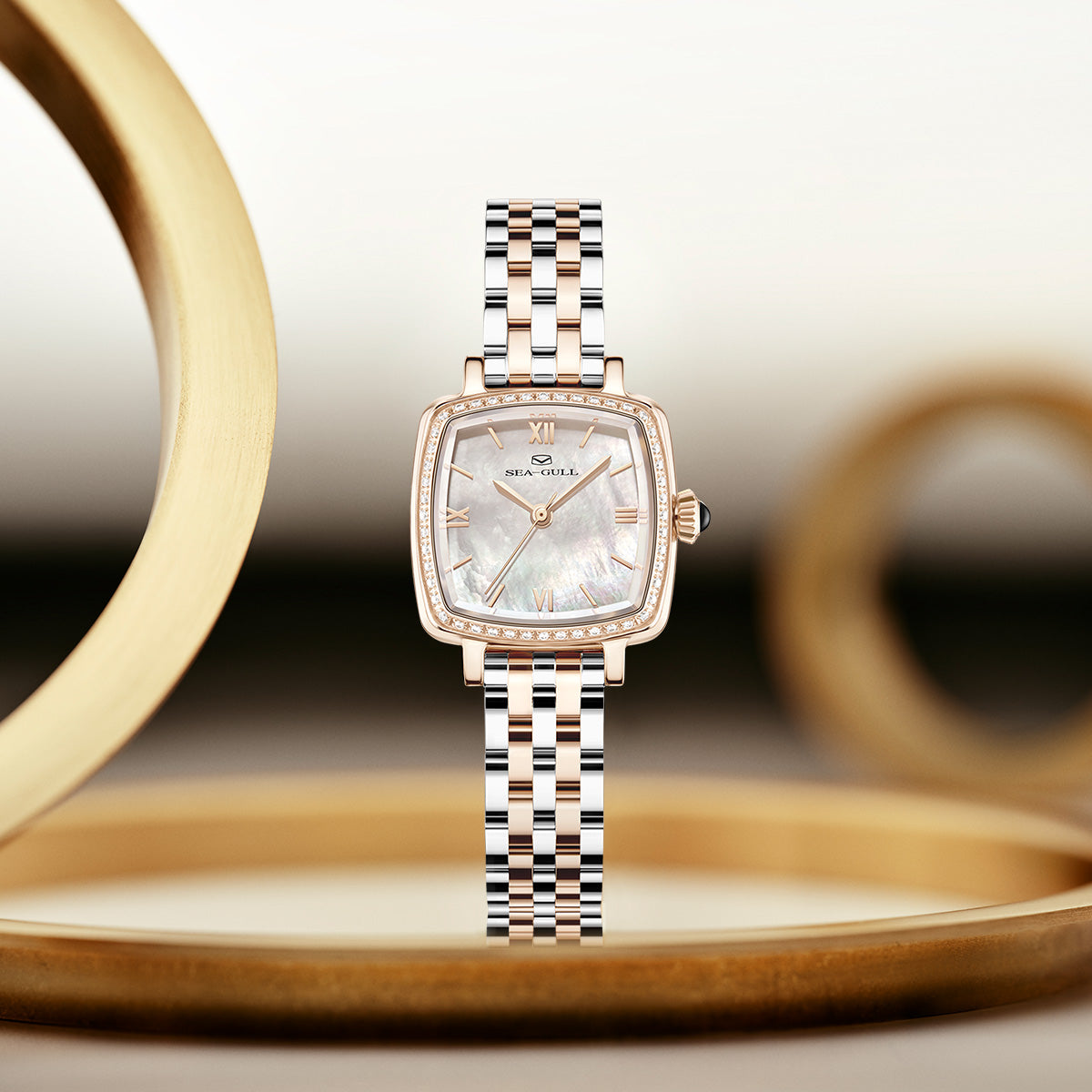 Oriento Series | Cube | Mother-of-Pearl Dial | 25mm | LEVEL 02
