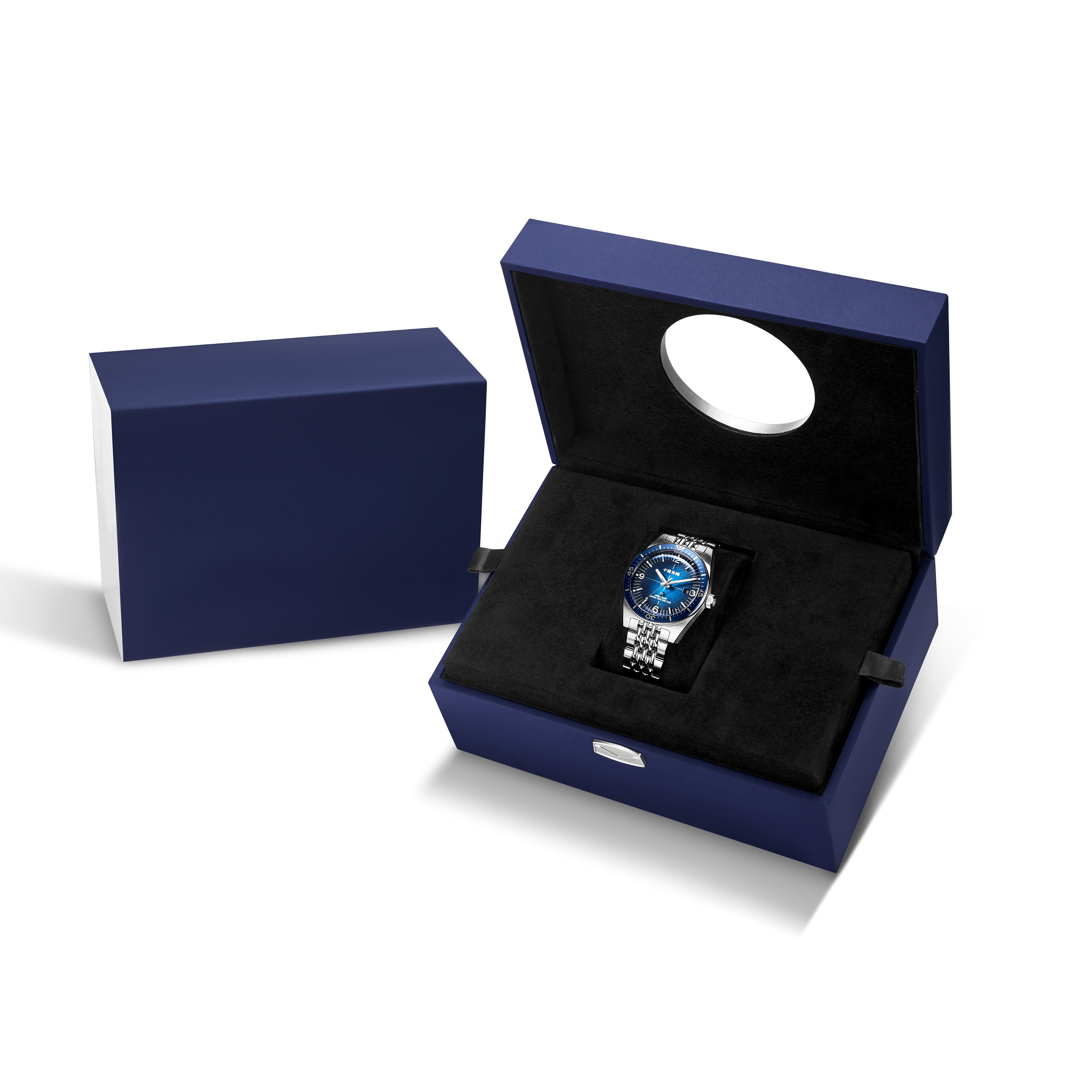Ocean Series | 1984 Antarctic Expedition | Dual Strap | Calendar | Luminous | 40mm  | LEVEL 03