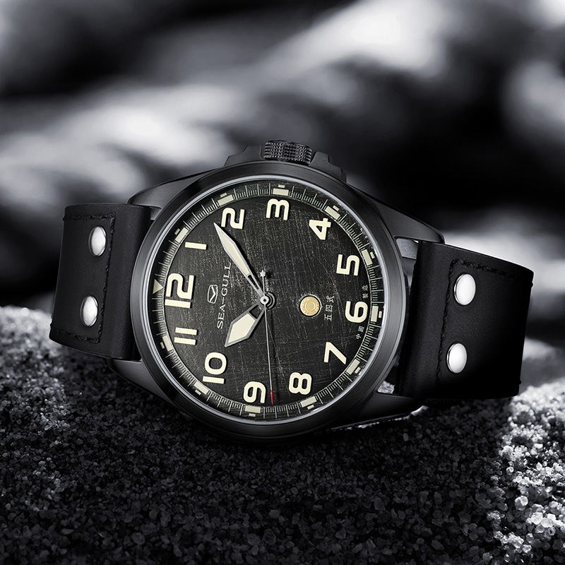 Vintage | Militäruhr | Leuchtend | 100 m wasserdicht | Pilot | 43 mm