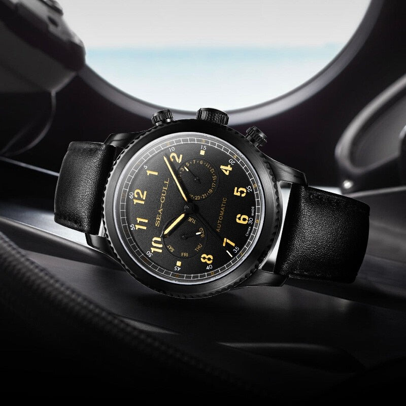 Pilot | Complete Calendar | Leather Strap | 43mm  | LEVEL 01