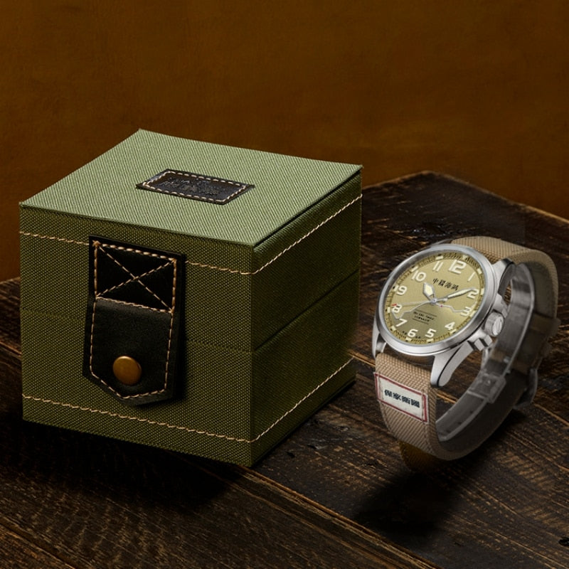 Militäruhr | Gedenk-Geschenkbox-Edition | Changjin Lake Collaboration | Leuchtend | 43 mm